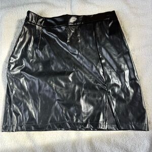 SHEIN Black Faux Leather Pencil Skirt
